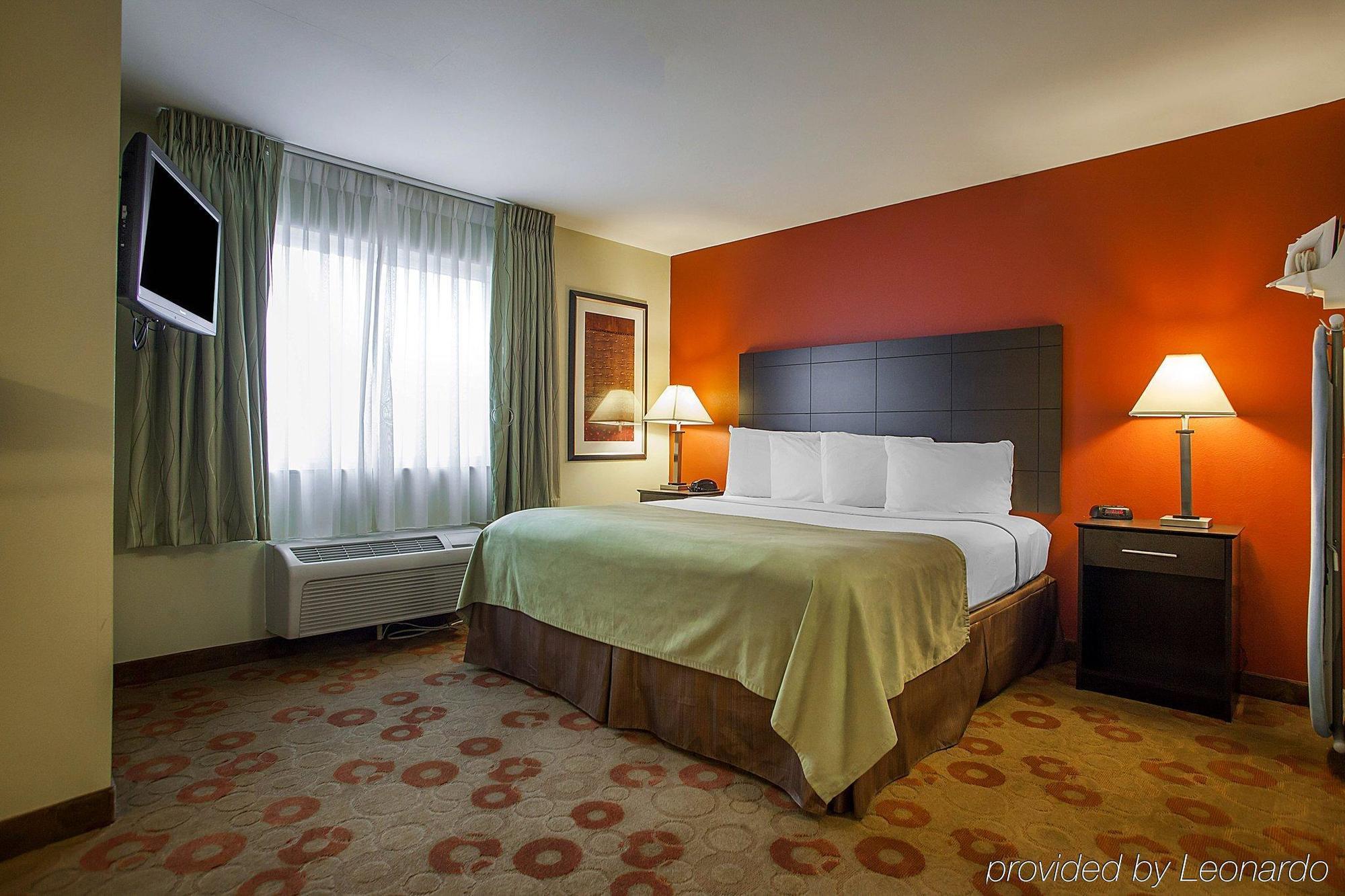 Suburban Studios Cedar Falls Extérieur photo