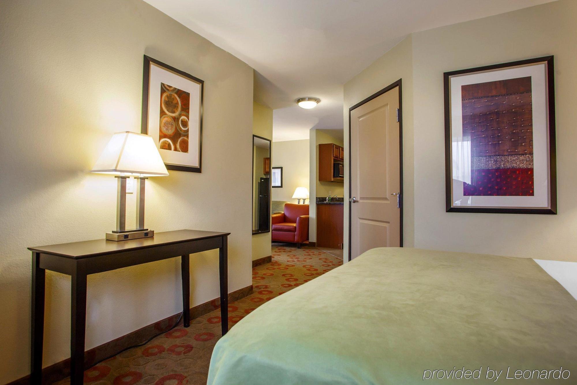 Suburban Studios Cedar Falls Extérieur photo
