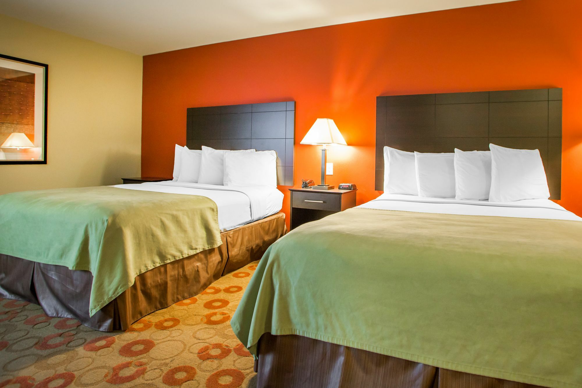 Suburban Studios Cedar Falls Extérieur photo