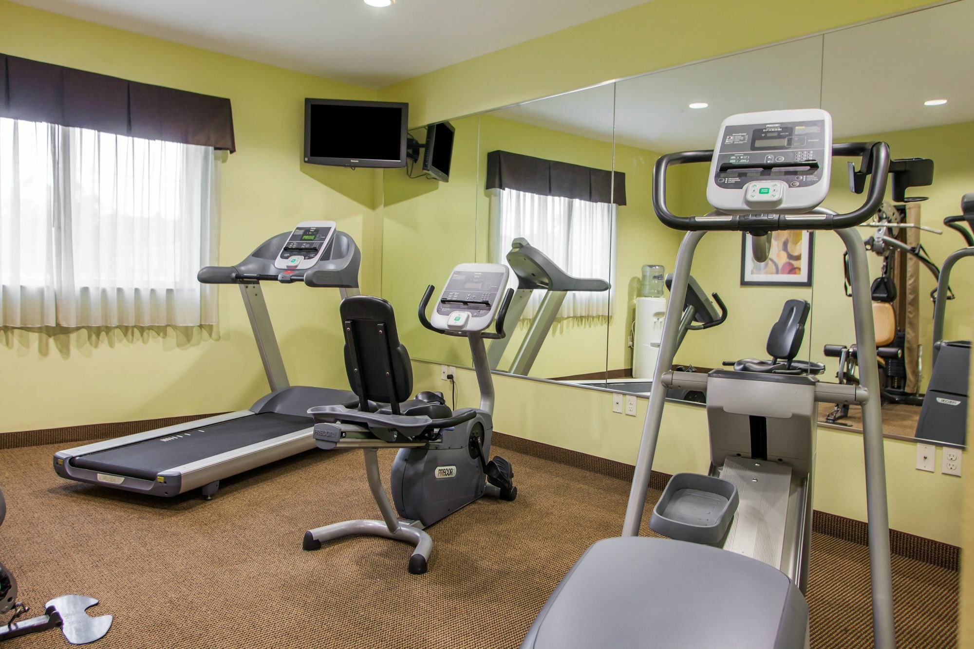 Suburban Studios Cedar Falls Extérieur photo
