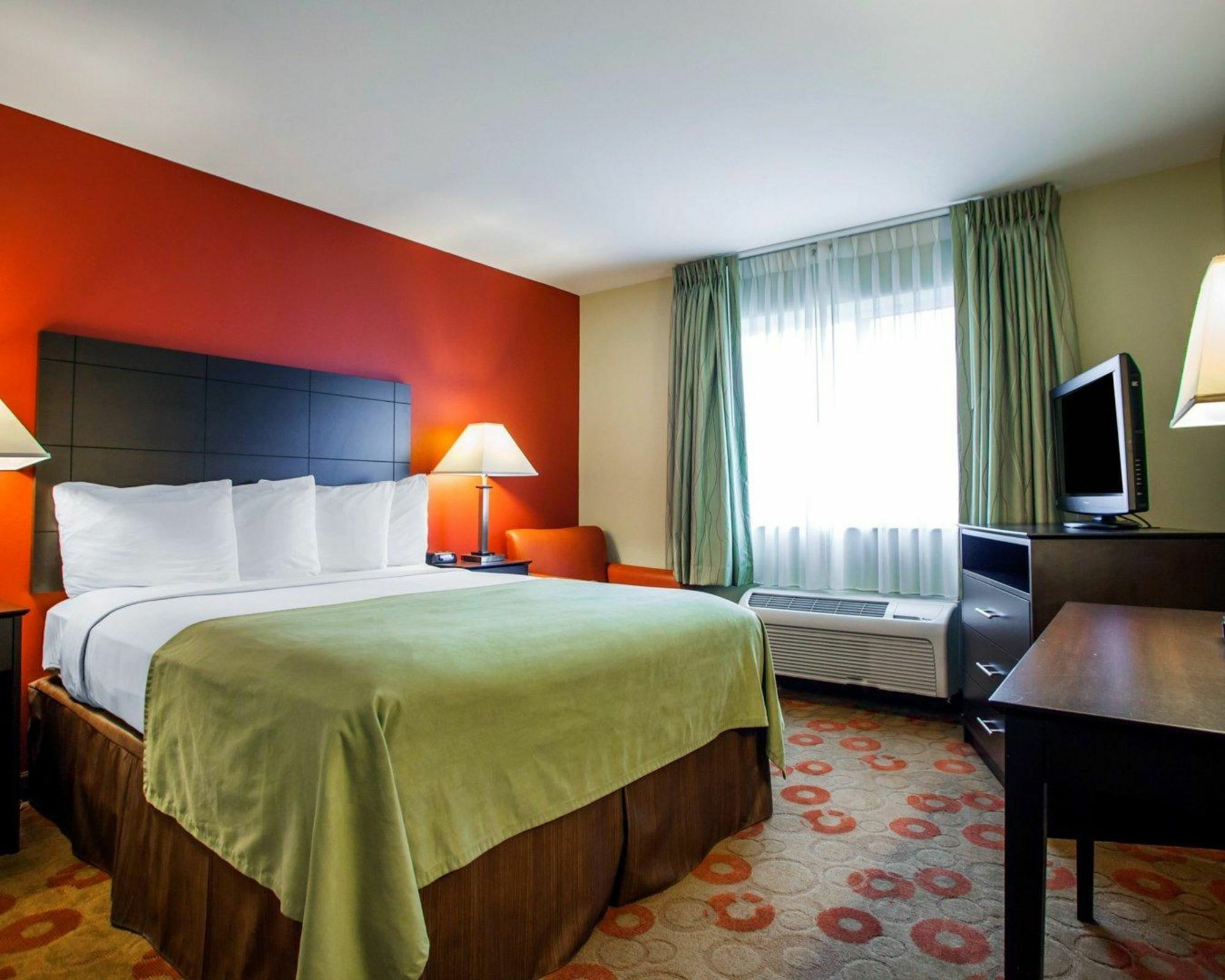 Suburban Studios Cedar Falls Extérieur photo