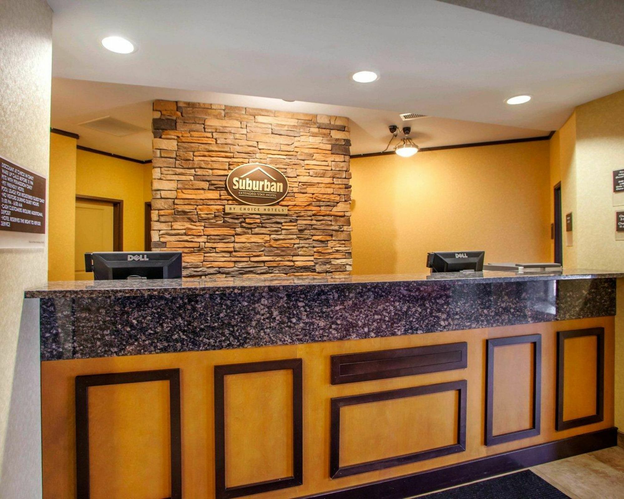 Suburban Studios Cedar Falls Extérieur photo